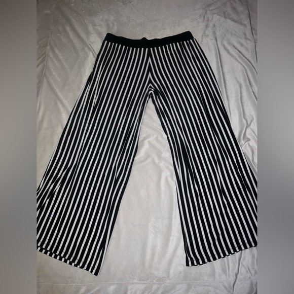 Ralph Lauren Black and White Stripped Pants…Size XL…97% Viscose 3% Elastane - Picture 2 of 4
